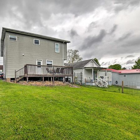 Morgantown Home With Deck About 2 Mi To Wv University! エクステリア 写真